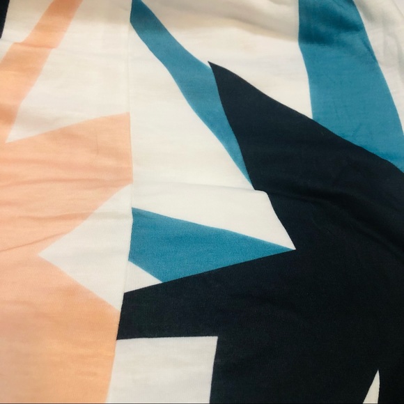 Tropical Print Crop Top Flare Wide Leg Pants Set - Picture 4 of 5